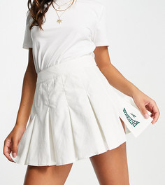 Кремово-белая теннисная юбка Reebok – эксклюзивно для ASOS-Белый