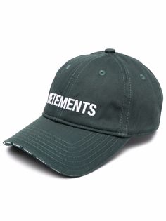 VETEMENTS кепка с вышитым логотипом