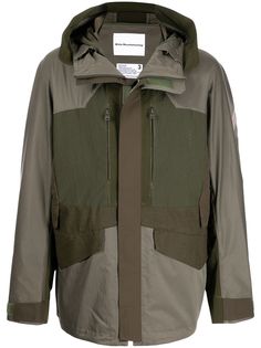 White Mountaineering многослойная парка с капюшоном