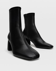 Черные ботинки на среднем каблуке со швами Stradivarius-Черный цвет
