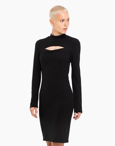 Чёрное платье-футляр с вырезом Gloria Jeans