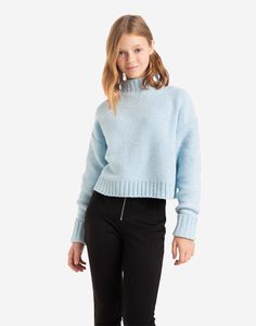 Голубой укороченный свитер из велюра для девочки Gloria Jeans