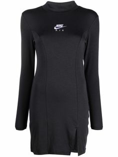 Nike платье-свитер с вышивкой Swoosh