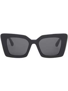 Burberry солнцезащитные очки в квадратной оправе с монограммой
