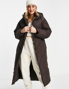 Коричневое дутое пальто из переработанных материалов с капюшоном Monki-Коричневый цвет
