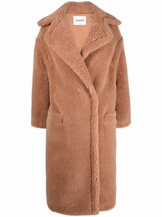 Ava Adore шуба оверсайз из искусственного меха с логотипом
