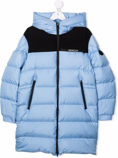 Moncler Enfant пуховик с нашивкой-логотипом