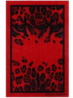 Dolce & Gabbana пляжное полотенце с леопардовым принтом