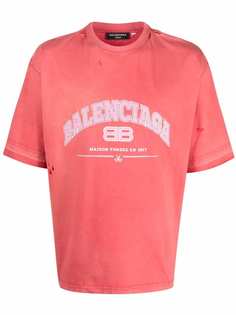 Balenciaga футболка с логотипом и эффектом потертости