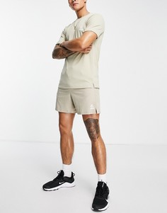 Светло-бежевый комплект из футболки и шорт Gym 365 Performance-Светло-бежевый цвет