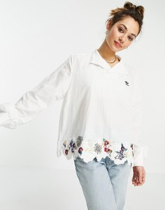 Блузка белого цвета с логотипом и атласным воротником adidas Originals x Dry Clean Only-Белый
