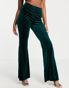Бархатные расклешенные брюки изумрудно-зеленого цвета с завышенной талией и присборенной отделкой Jaded Rose Exclusive-Зеленый цвет