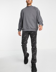 Черные прямые джинсы от комплекта со сплошным принтом "Motorsport" Liquor N Poker-Черный цвет