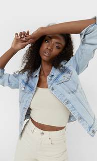 Stradivarius Джинсовая Куртка Облегающего Кроя Синий С Эффектом Потертости L