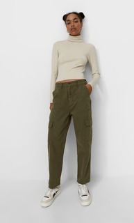 Stradivarius Укороченные Брюки Карго Хаки 42