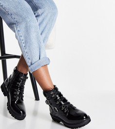 Черные ботинки на плоской подошве со шнуровкой и пряжками для широкой стопы Simply Be Wide Fit-Черный цвет