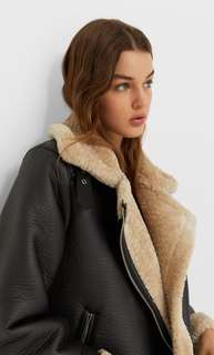 Stradivarius Куртка-Дубленка С Контрастной Отделкой Искусственным Мехом Черный L