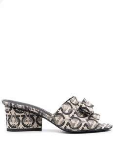 Salvatore Ferragamo мюли Viva с монограммой