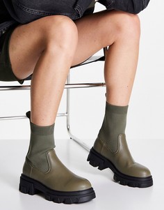 Ботильоны цвета хаки без застежки с трикотажной вставкой на толстой подошве London Rebel-Зеленый цвет