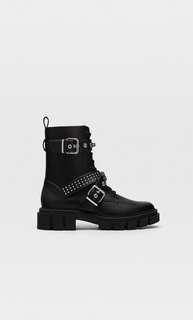 Stradivarius Ботинки С Пряжками Черный 39