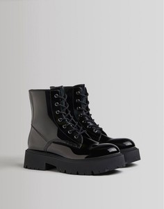 Черные лаковые высокие ботинки на шнуровке и толстой подошве Bershka-Черный
