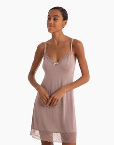 Бежевая ночная сорочка на бретелях Gloria Jeans