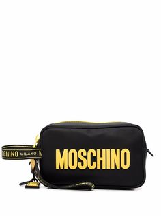 Moschino клатч с тисненым логотипом