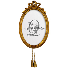 Картина «монограмма буквы q» в раме «жаклин» (object desire) белый 12x19x2 см.