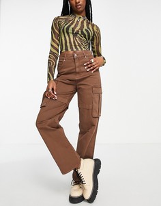 Свободные брюки с карманами карго шоколадного цвета Bershka-Коричневый цвет
