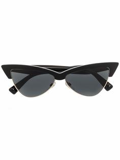 Valentino Eyewear солнцезащитные очки в полуободковой оправе кошачий глаз