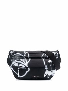 Givenchy поясная сумка с принтом граффити