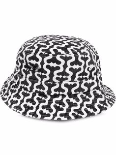 Supreme панама с монограммой