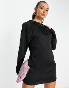 Черное платье мини с вырезом-хомутом на спине Pretty Lavish-Черный