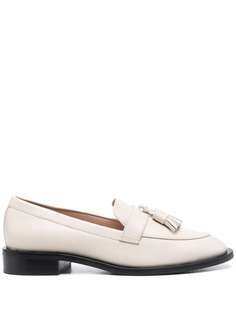 Stuart Weitzman лоферы Sutton с кисточками