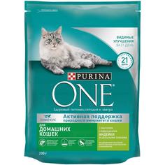 Сухой корм Purina ONE для домашних кошек с индейкой и цельными злаками, 200гр