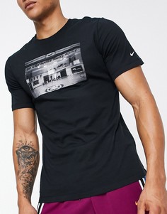 Черная футболка с фотопринтом баскетбольной площадки Nike Basketball Dri-FIT-Черный
