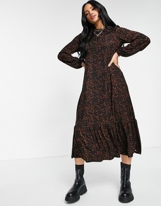 Платье миди с воротником и абстрактным принтом из мягкого материала QED London-Разноцветный