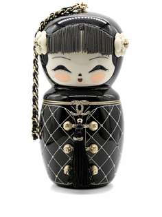 Chanel Pre-Owned клатч Paris-Shanghai China Doll ограниченной серии 2010-го года