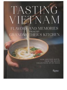 Rizzoli книга Tasting Vietnam