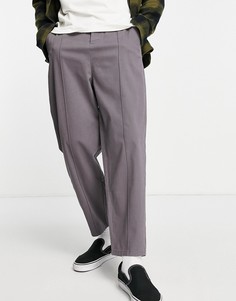 Темно-серые суженные книзу чиносы в стиле oversized с защипами ASOS DESIGN-Серый