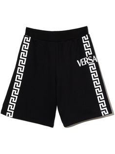 Versace Kids спортивные шорты с принтом Greca