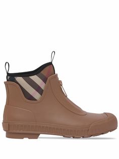 Burberry резиновые ботинки