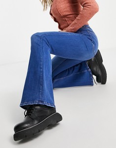 Синие расклешенные джинсы Bershka-Голубой
