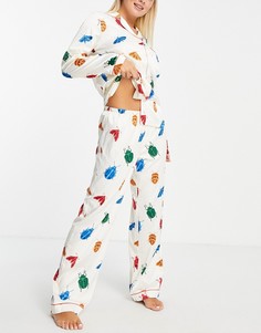 Атласная премиум пижама с рубашкой с отложным воротником и брюками кремового цвета с принтом жуков Chelsea Peers-Белый