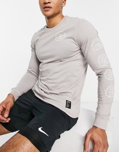 Серый лонгслив с рисунками Nike Running A.I.R
