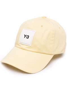 Y-3 кепка с нашивкой-логотипом
