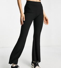 Расклешенные брюки из трикотажа в рубчик черного цвета Vero Moda Petite-Черный