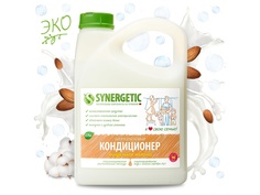 Средство Кондиционер для белья Synergetic Миндальное молочко 2.75L 4623722441850