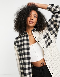 Монохромная рубашка в стиле oversized в нейтральную клетку с узором пэчворк Topshop-Черный цвет