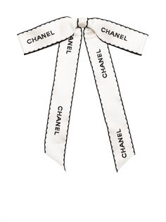 Chanel Pre-Owned брошь 1990-х годов с логотипом